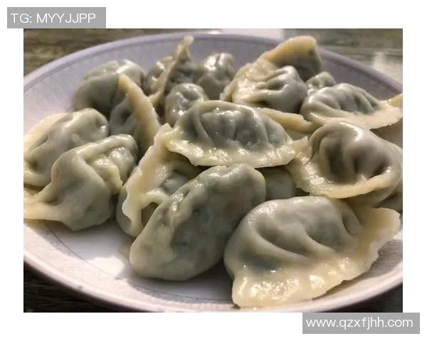 当世界级足球球星相聚中国餐馆共品热腾腾的家乡饺子